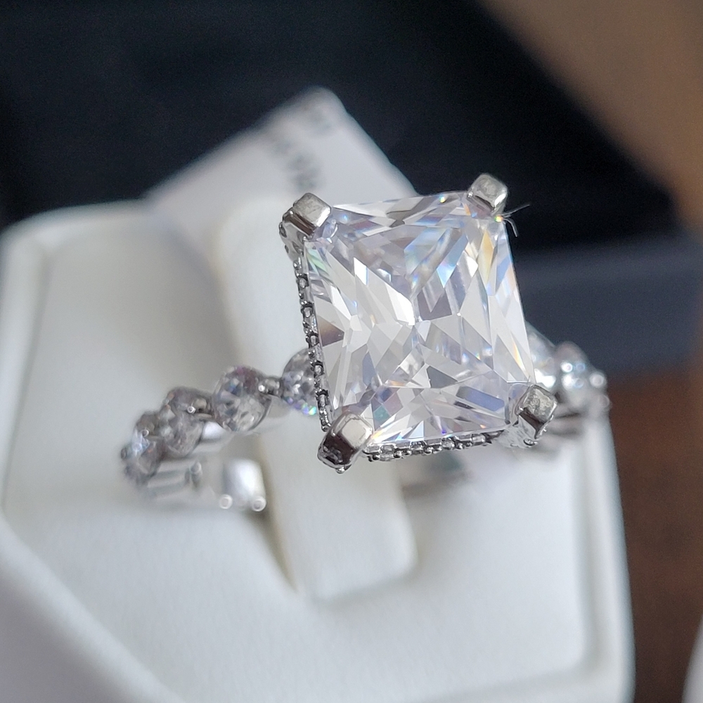 Lajerrio Engagement Sterling Silver Ring with White Sapphire